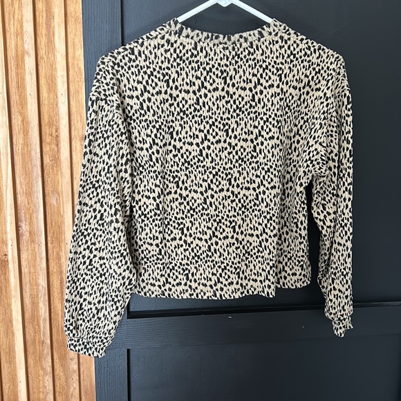 ZARA l Girls‎ Pullover Cropped Animal Print Top. Size 11-12 - Picture 2 of 6